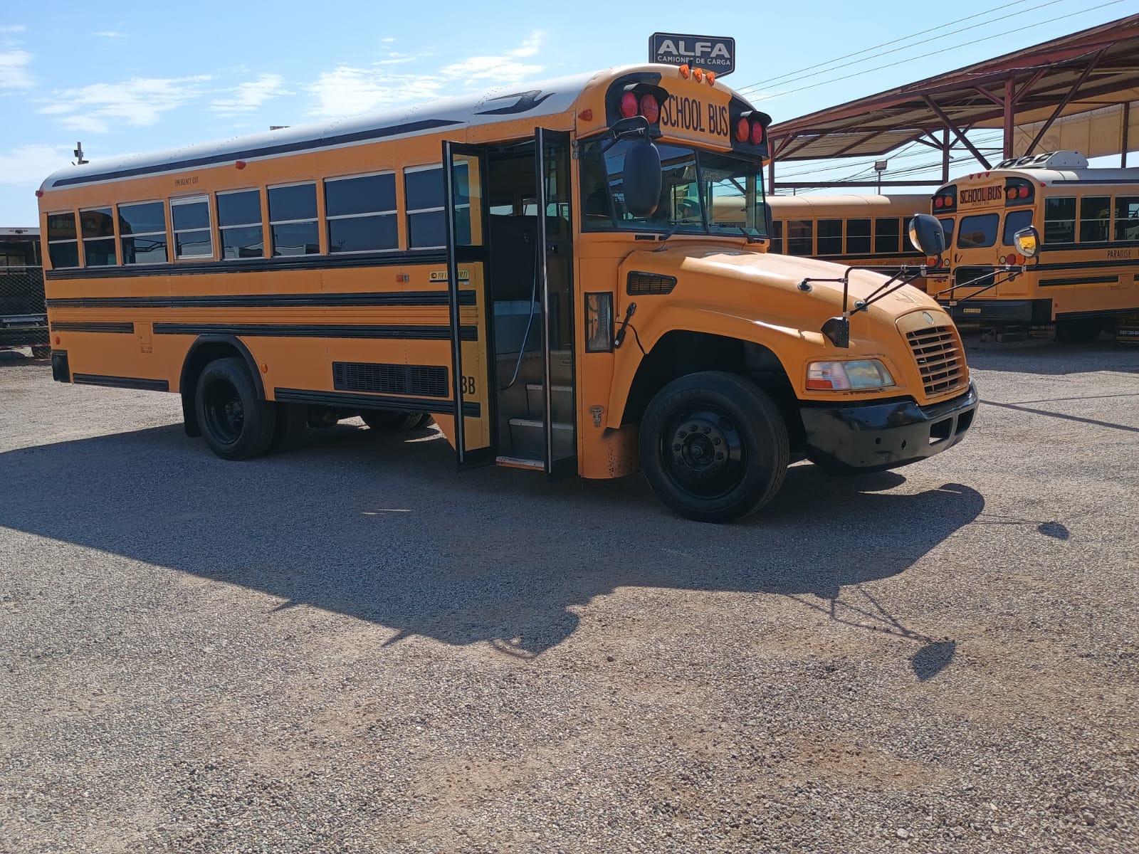 2008 BLUE BIRD VISION – AUTOBUS NACIONAL